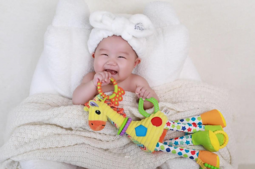 哈密宝宝最晚多久会走路